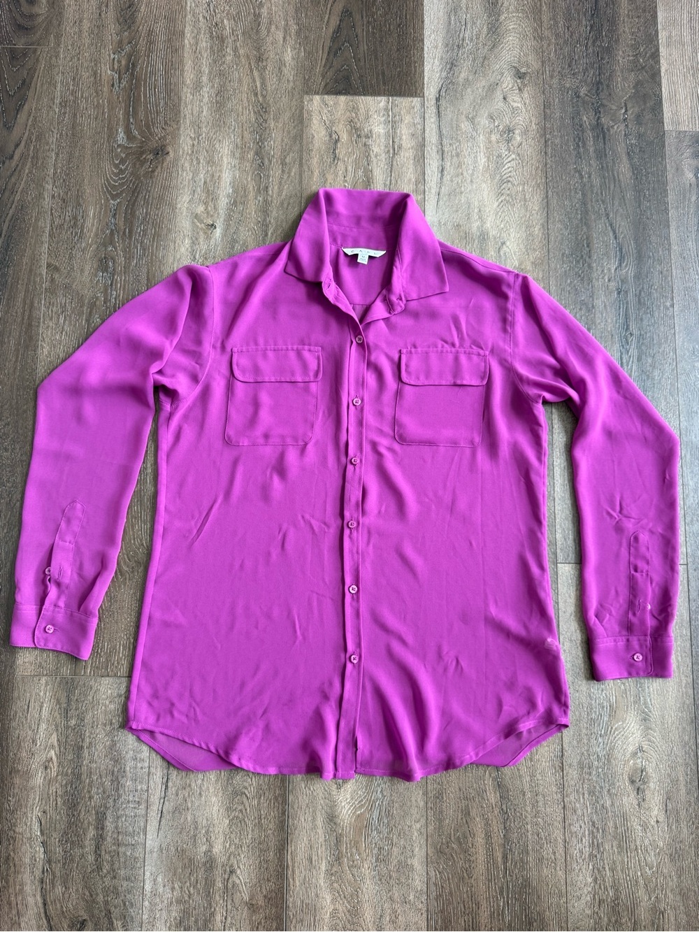 Cabi Casual Long-Sleeve Button-Down Shirt in Bright Magenta Women’s Size Medium